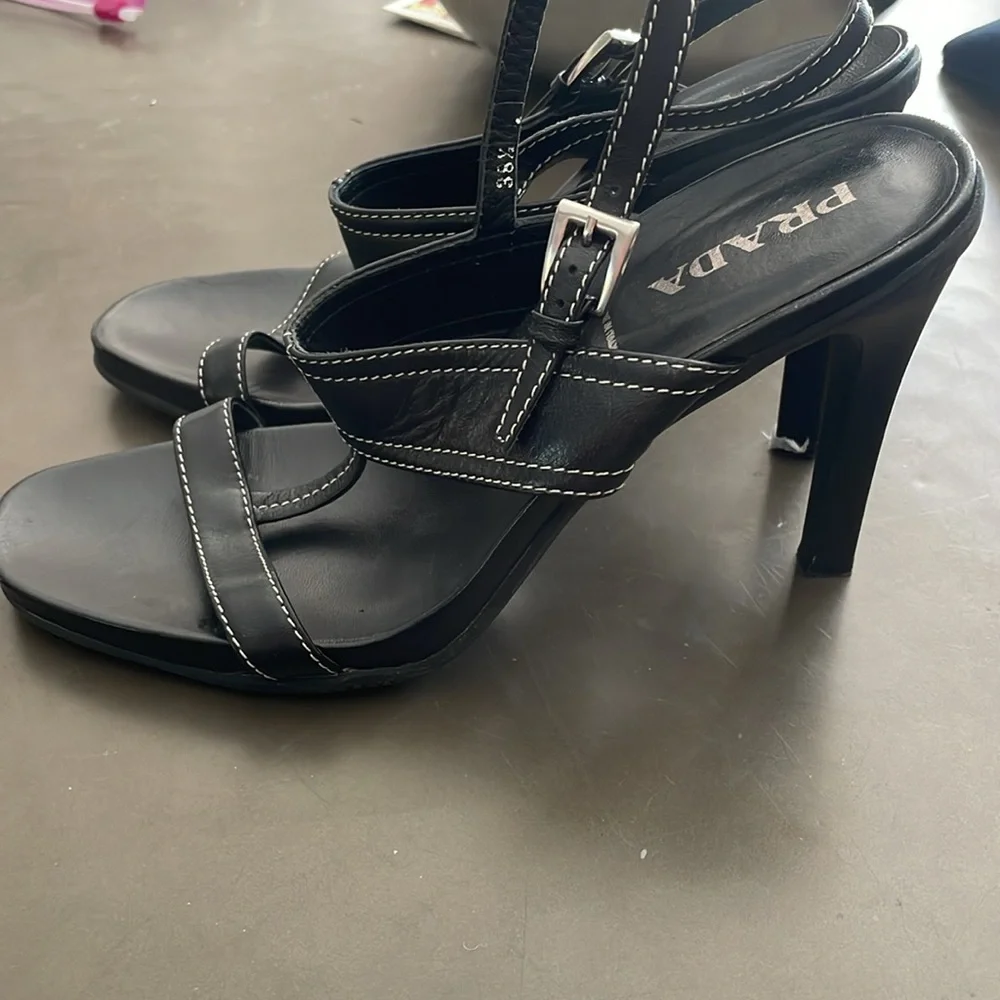 Prada preowned heels 38.5 - Picture 2 of 9